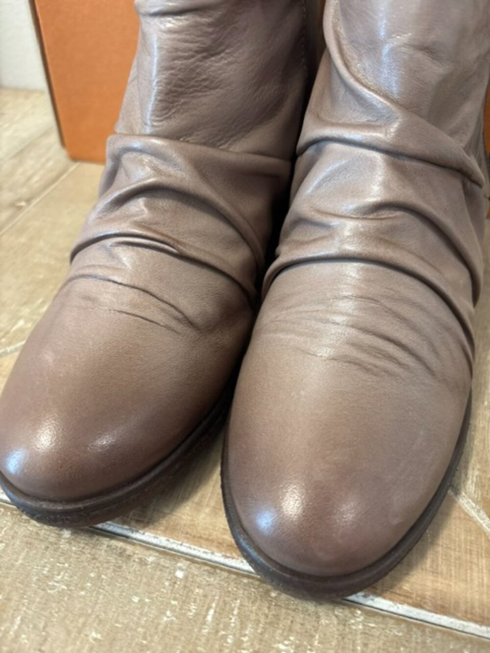 NEW Miz Mooz Mayleen Leather Ruched Wedge Boots Beige EU 38 US 7.5-8 - Picture 6 of 6